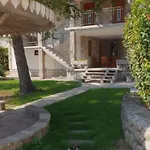 Villa D Apartments