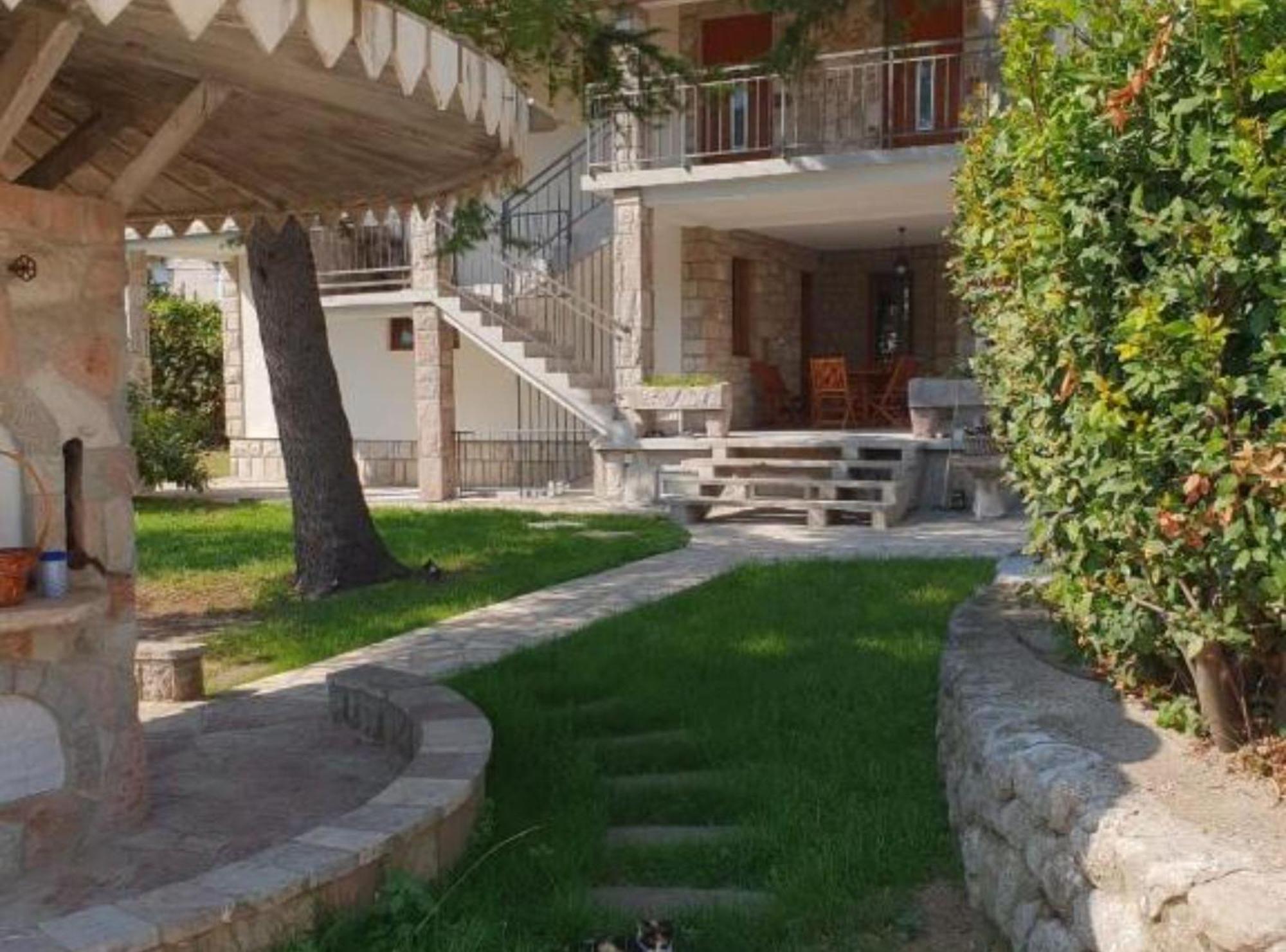 D Apartment *